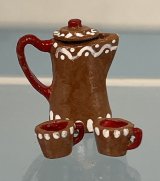 (image for) Gingerbread Kettle with Two Cups by Renee Derra Marlowe