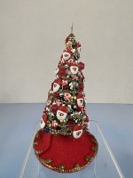 1/24 Scale Christmas Tree with Santa Claus Ornaments