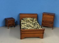 (image for) Walnut Sleigh Bed Set