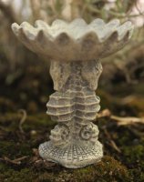 (image for) Seahorse Birdbath