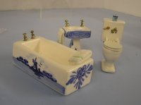 (image for) 1/24th White and Blue Bathroom Set