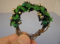 (image for) Christmas Wreath Made with Grapevine