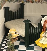 (image for) 1/48" Scale Sunflower Sue Picket Fence Bed