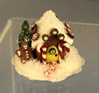 (image for) Little Gingerbread house with Gingerbread man