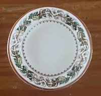 (image for) Pretty Plate to Hang on Wall