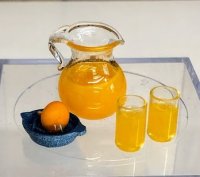 Blue Spatterware Juicer w/Cut Orange and Orange Juice