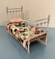 (image for) Metal Bed with Handmade Quilt