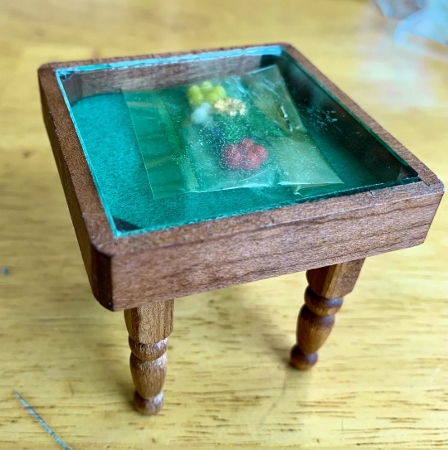 (image for) Shackman Curio Table - Click Image to Close