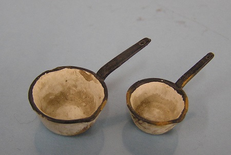 (image for) Aged Saucepans Set of 2