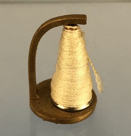 Brass Thread holder - Click Image to Close